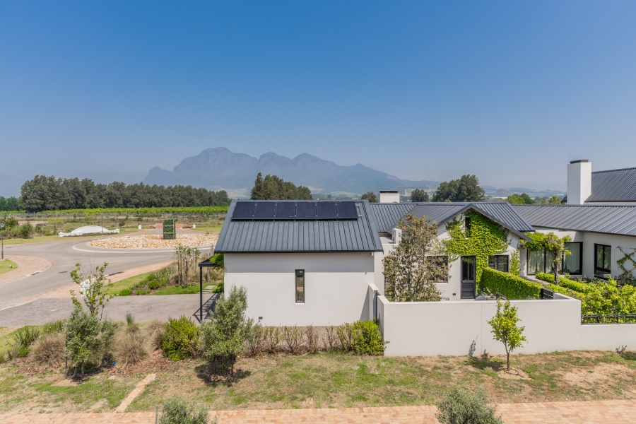 5 Bedroom Property for Sale in La Vue Western Cape